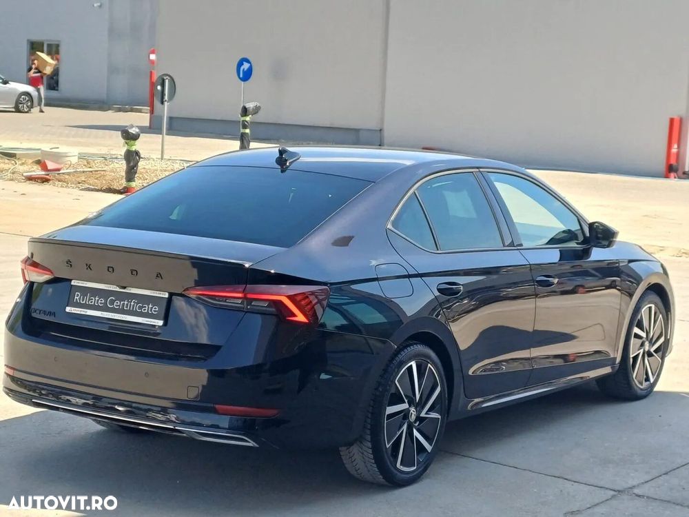 Skoda Octavia 2.0 TDI DSG 4X4 Sportline - 6