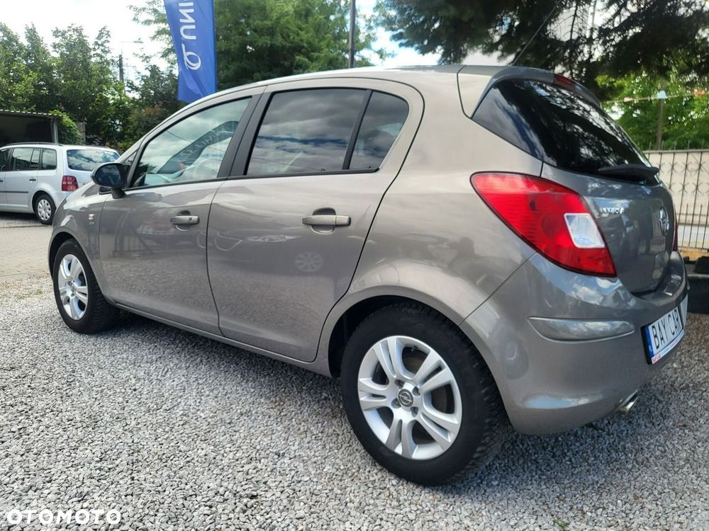 Opel Corsa - 7