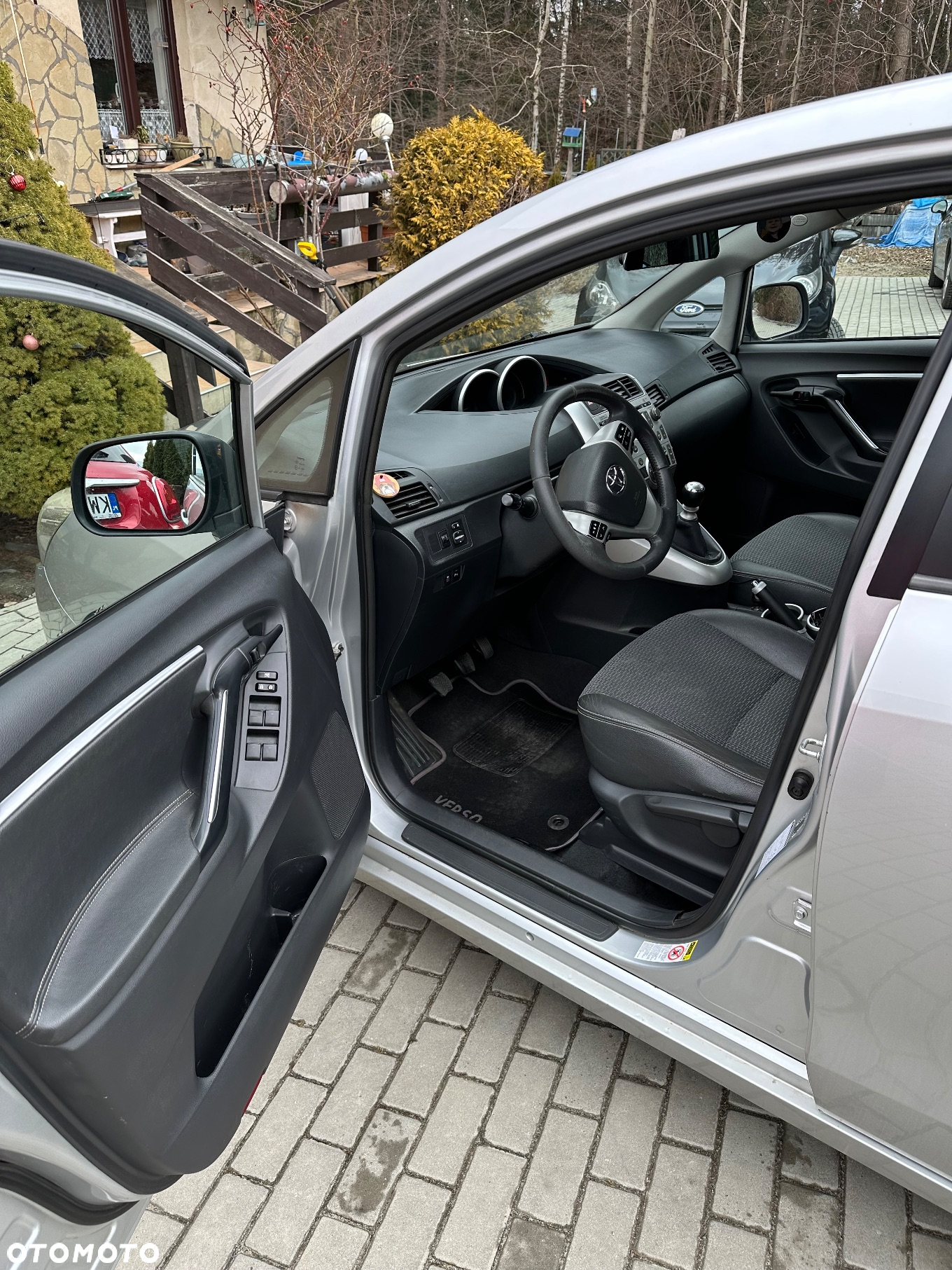 Toyota Verso 2.0 D-4D Premium - 6