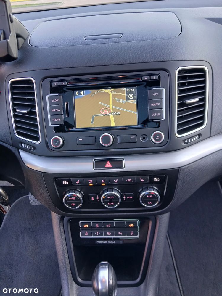 Volkswagen Sharan - 33