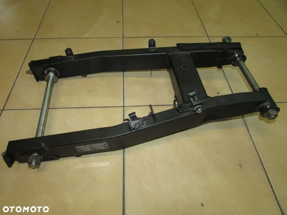 Kawasaki Z 400 Z400 19-23 wahacz tył - 1