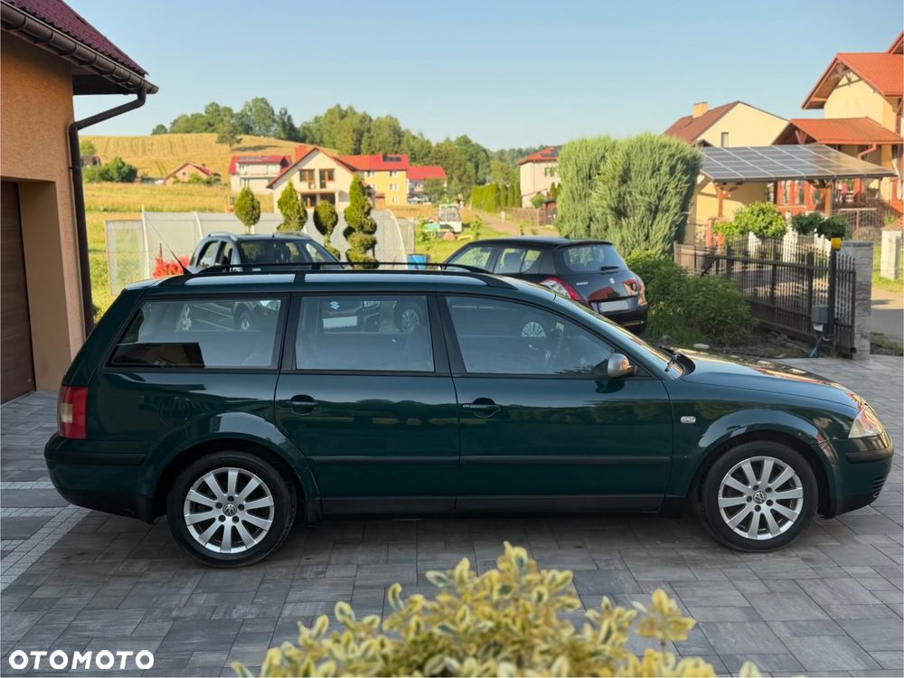 Volkswagen Passat 2.0 Basis - 4