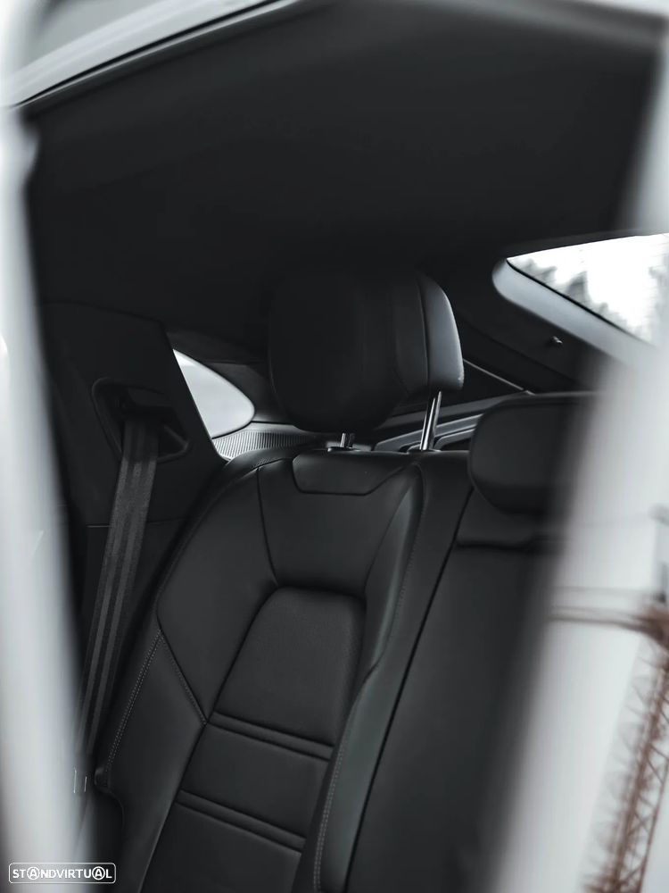 Porsche Cayenne Coupé E-Hybrid - 12