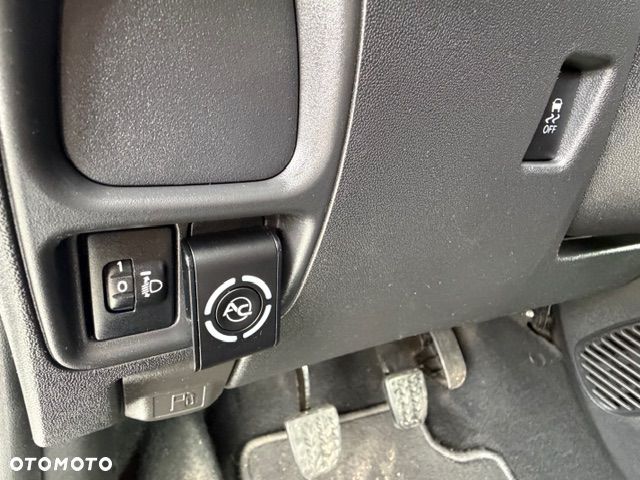 Toyota Aygo x - 11
