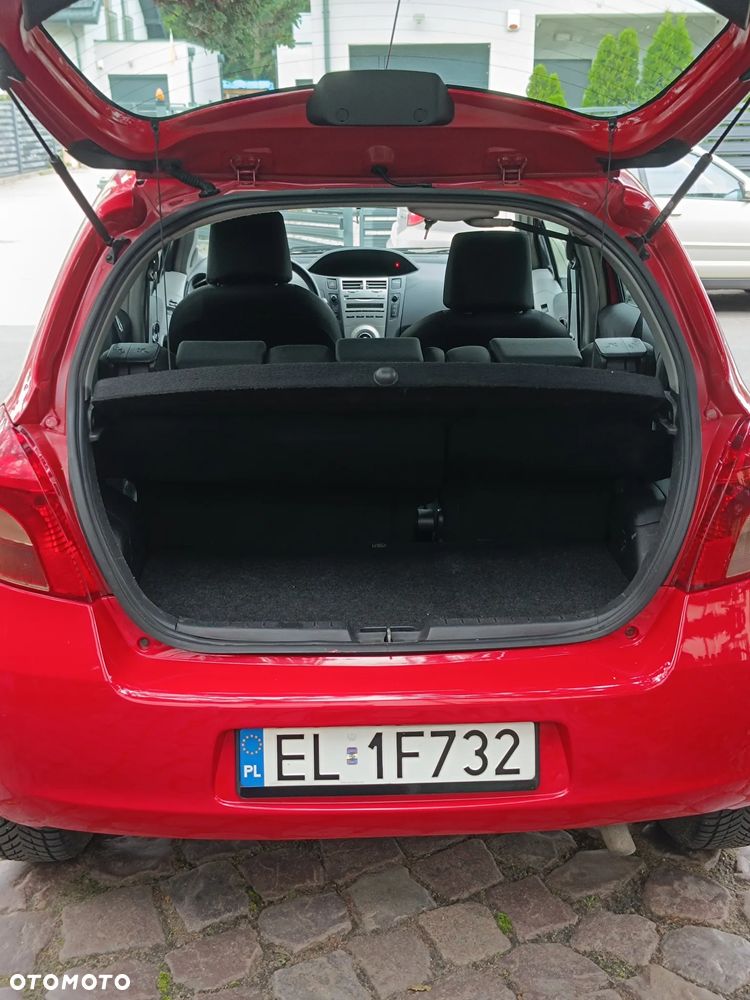 Toyota Yaris 1.0 VVT-i - 8