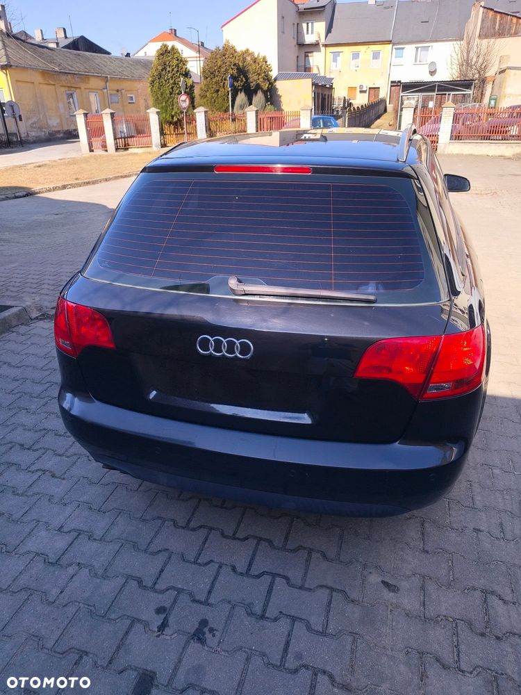 Audi A4 Avant 2.0 TDI DPF - 4