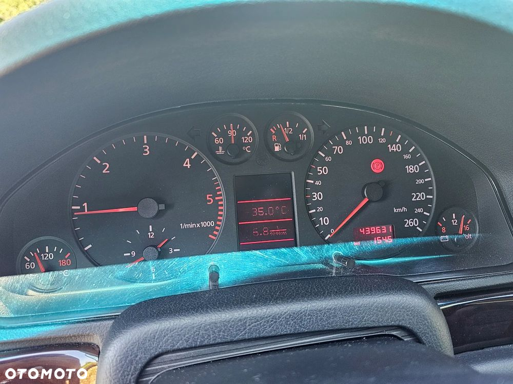 Audi A4 Avant 1.9 TDI - 10