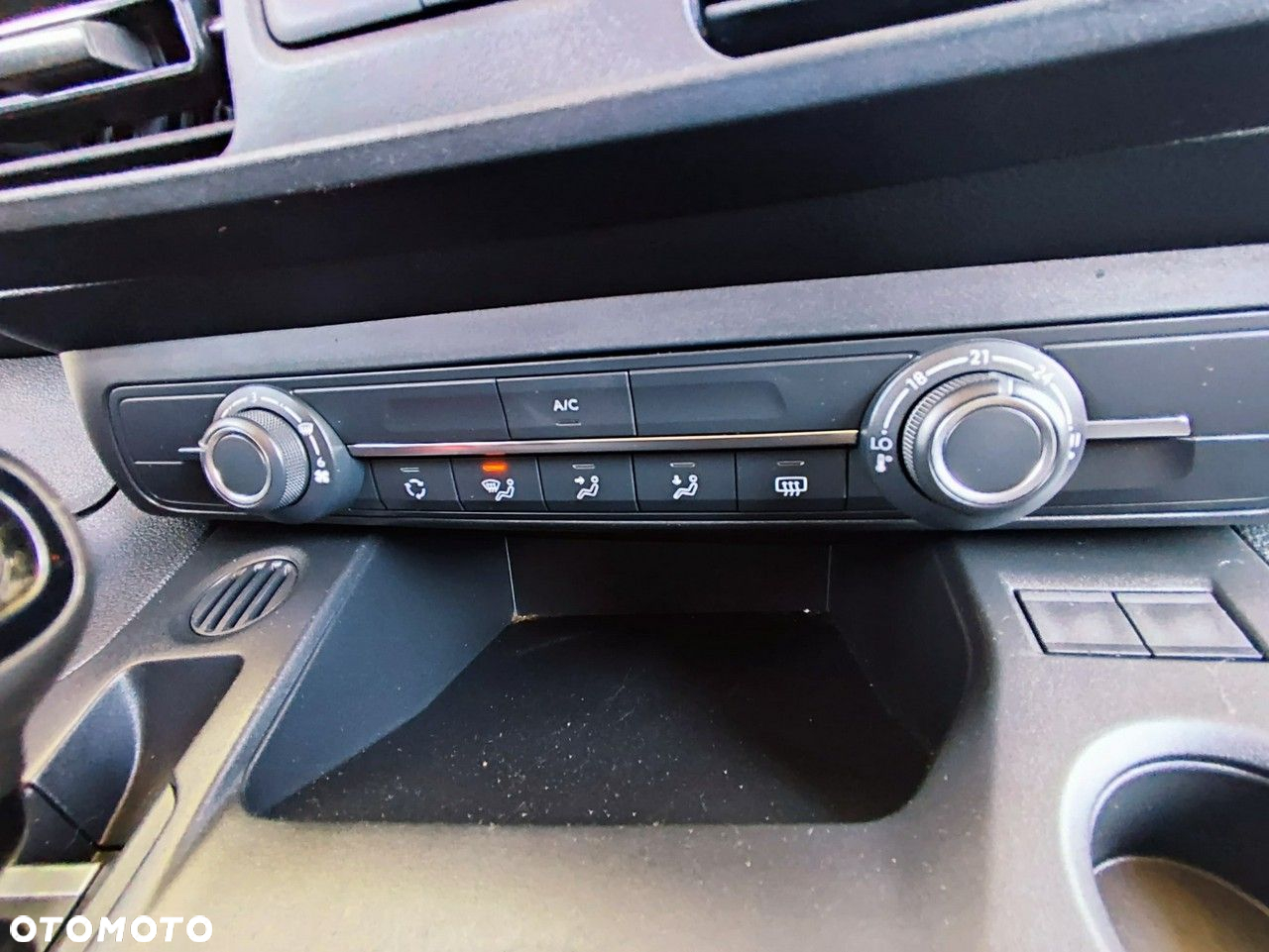 Peugeot Partner - 30