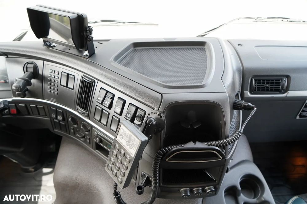 Volvo FMX 410 / 8x4 / BETONIERĂ / BETONIERĂ / LIEBHERR / 9 M3 / I-SHIFT / JANTE DIN ALIAJ / EURO 5 - 29