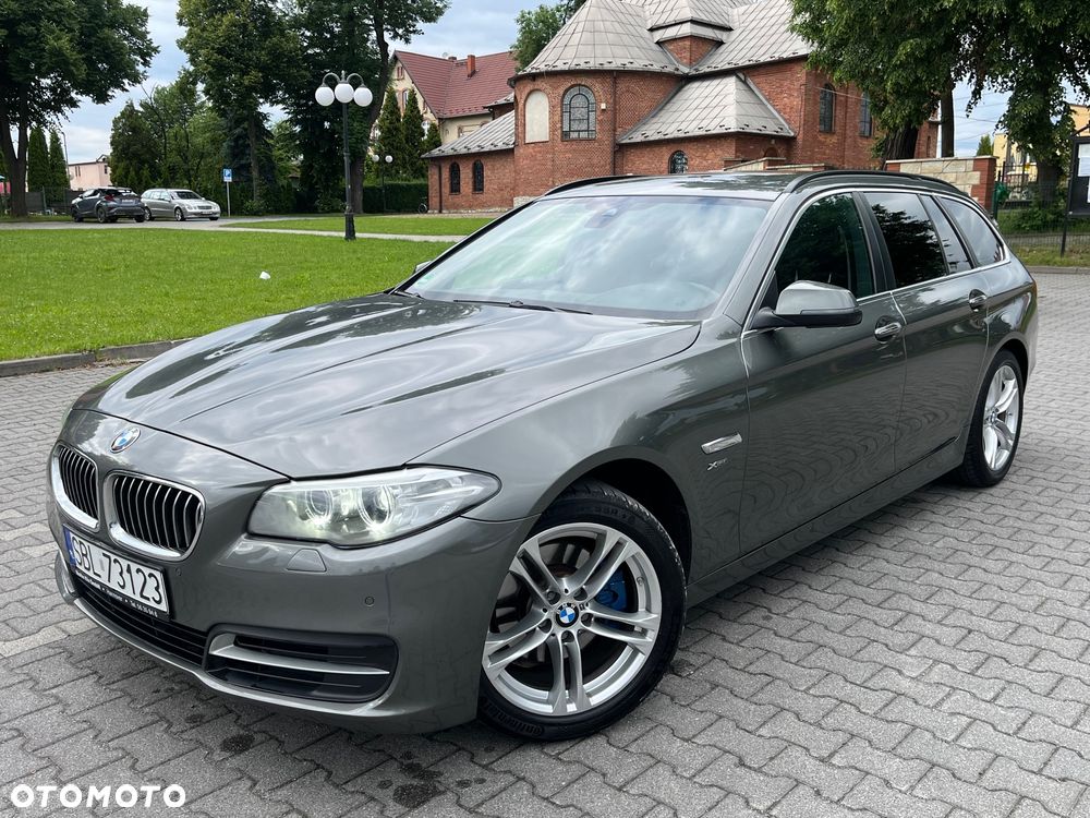 BMW Seria 5 520d xDrive - 9