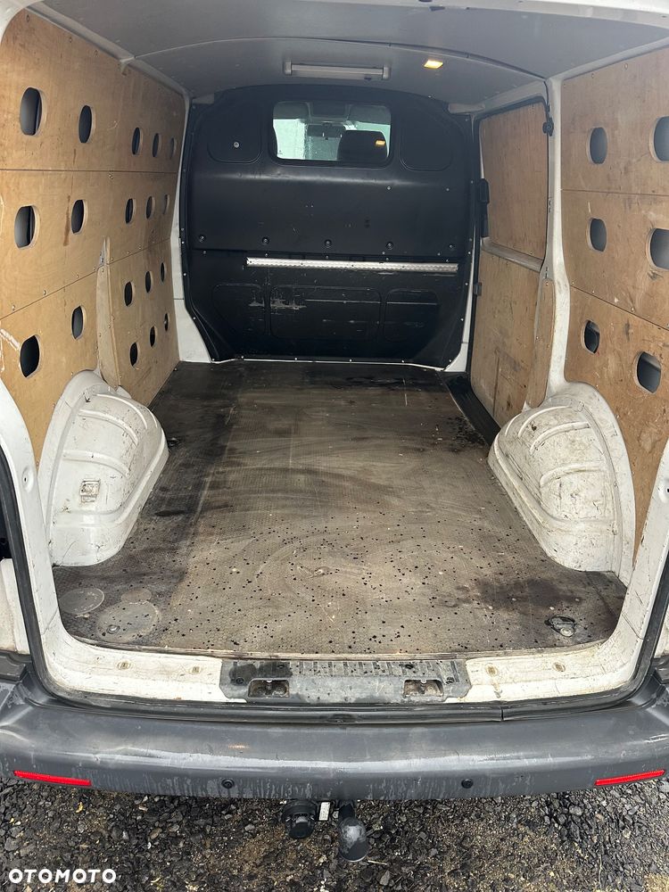 Volkswagen Transporter - 9