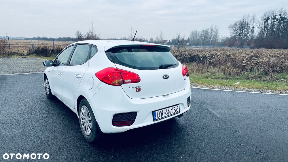 Kia Ceed 1.4 CRDi M - 8