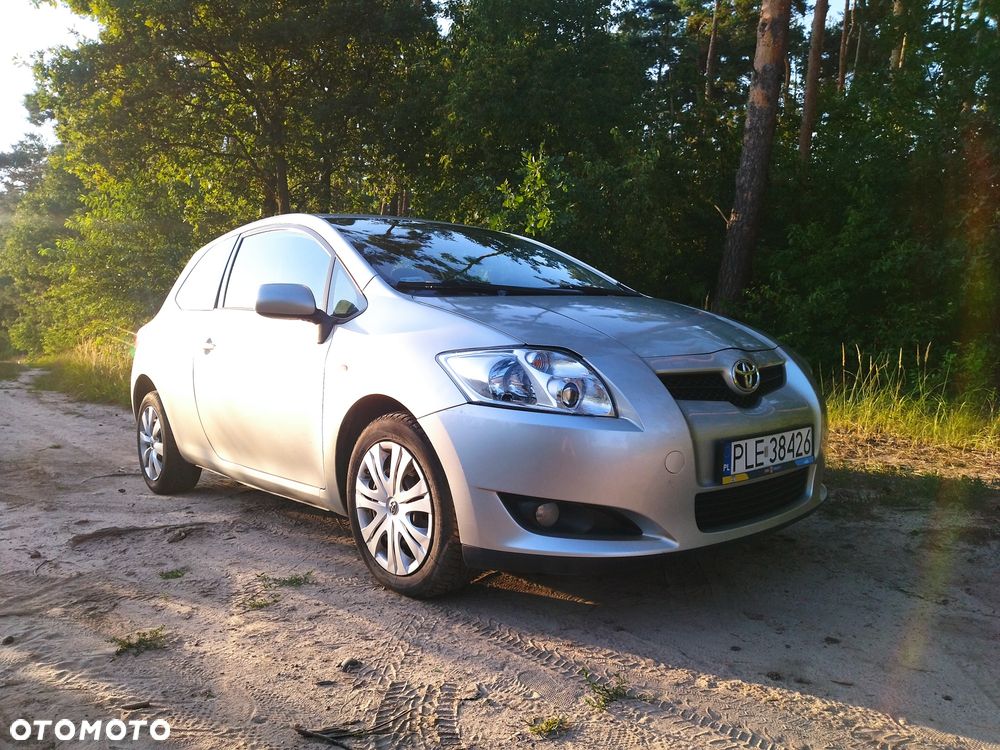 Toyota Auris - 2