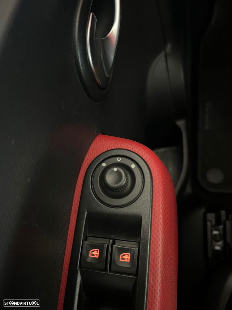 Renault Twingo 0.9 TCe Sport - 23