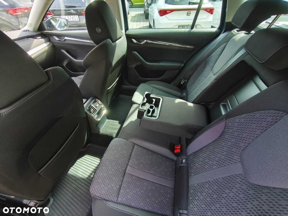 Skoda Octavia 2.0 TSI 4x4 Style DSG - 20