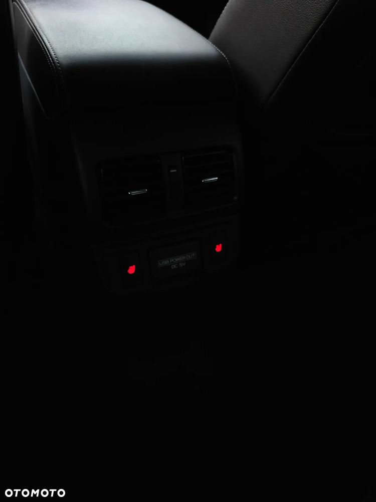 Subaru Outback 2.5i Exclusive (EyeSight) Lineartronic - 12