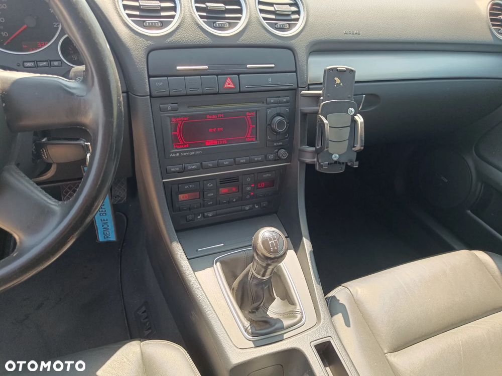 Audi A4 Cabrio 1.8 T - 13