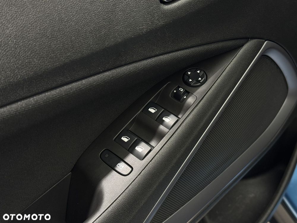 Opel Crossland X - 20