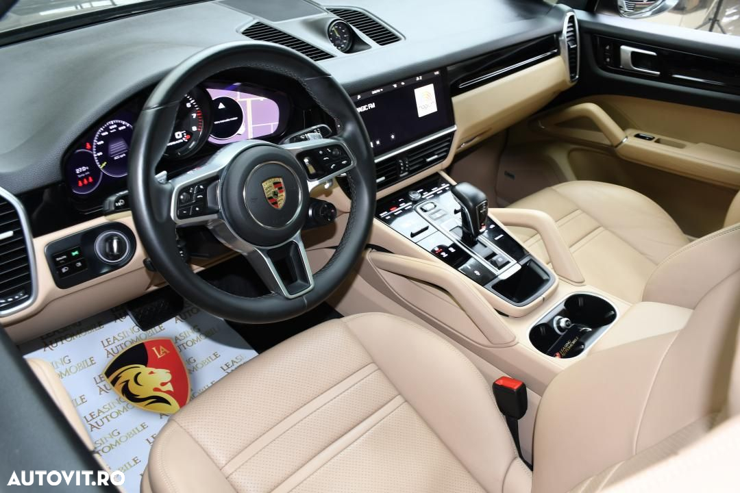 Porsche Cayenne Coupe E-Hybrid Tiptronic S Platinum Edition - 12