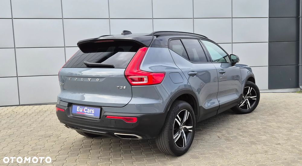 Volvo XC 40 T3 R-Design - 21
