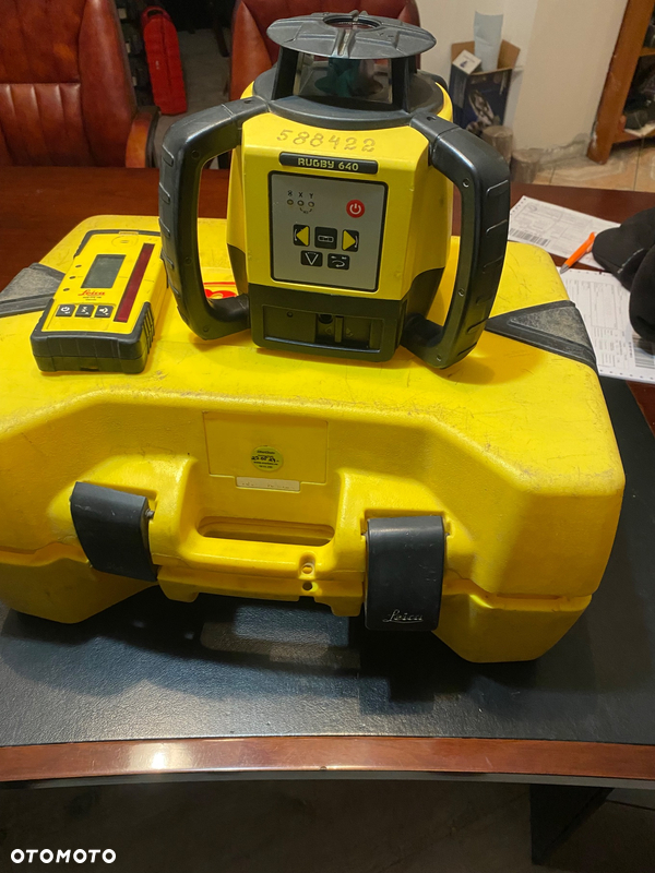Niwelator laserowy Leica Rugby 640