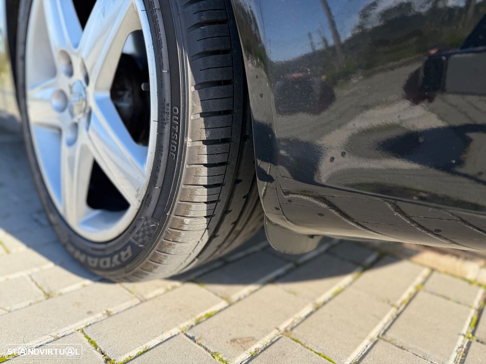 Audi A4 2.0 TDI Advance Multitronic - 9