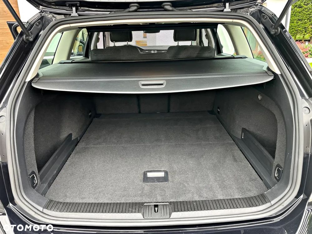 Volkswagen Passat Variant 2.0 TDI DSG (BlueMotion Technology) Comfortline - 31