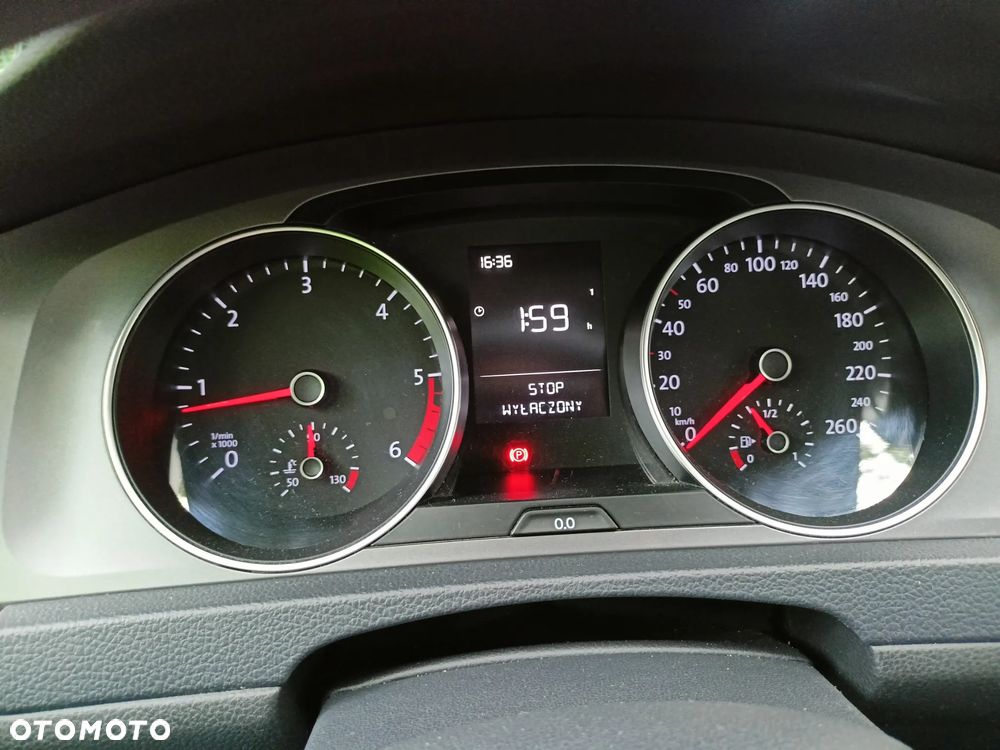 Volkswagen Golf 1.6 TDI BlueMotion Trendline - 15