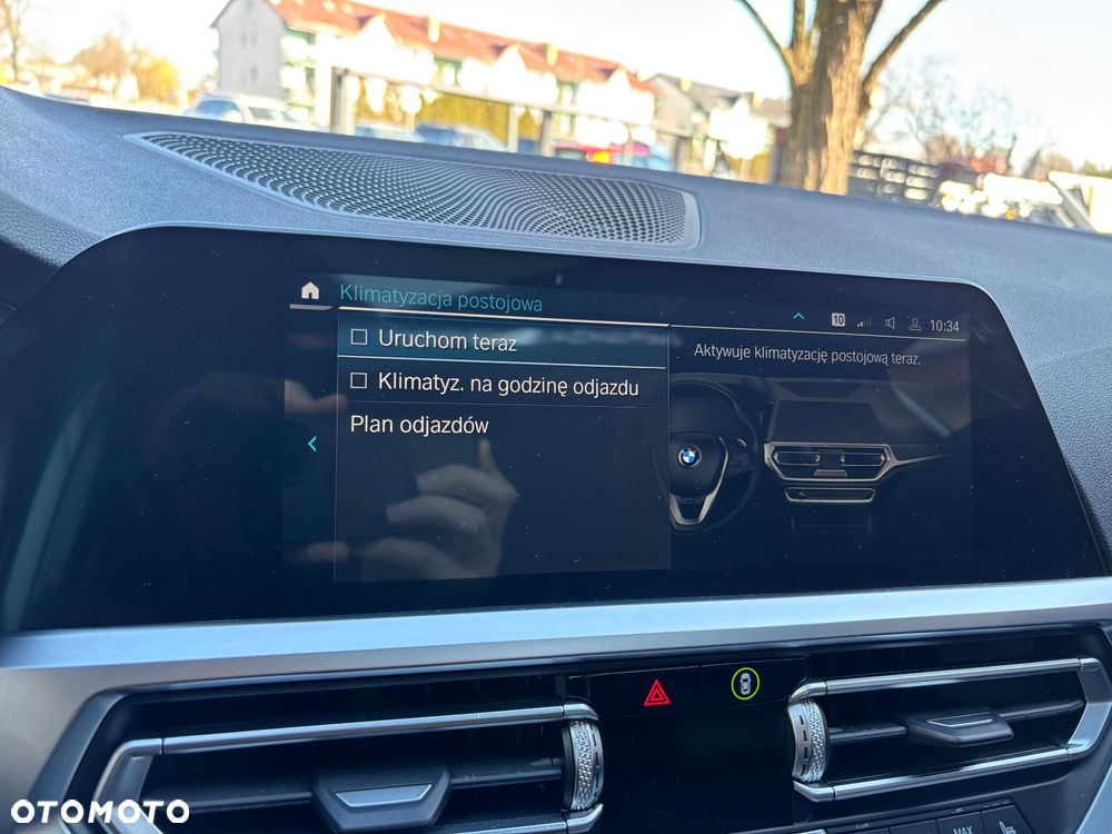 BMW Seria 3 330e xDrive M Sport - 35