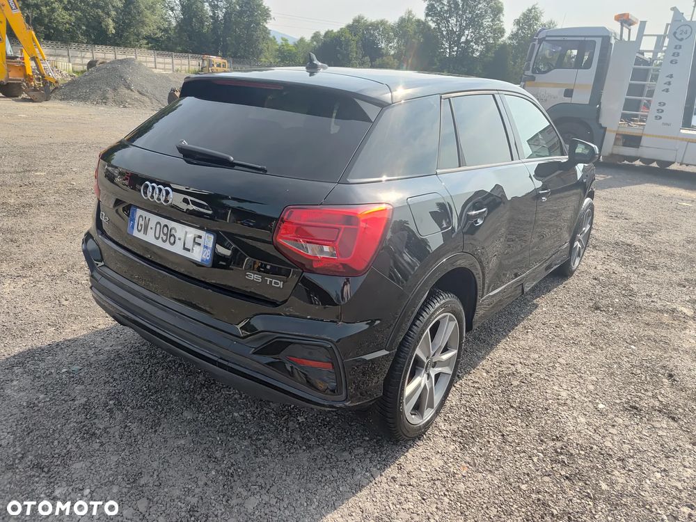 Audi Q2 35 TDI S tronic sport - 9