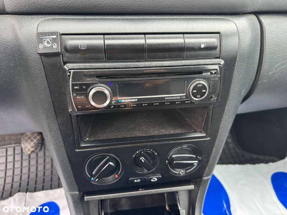 Skoda Octavia 1.6 Tour - 11