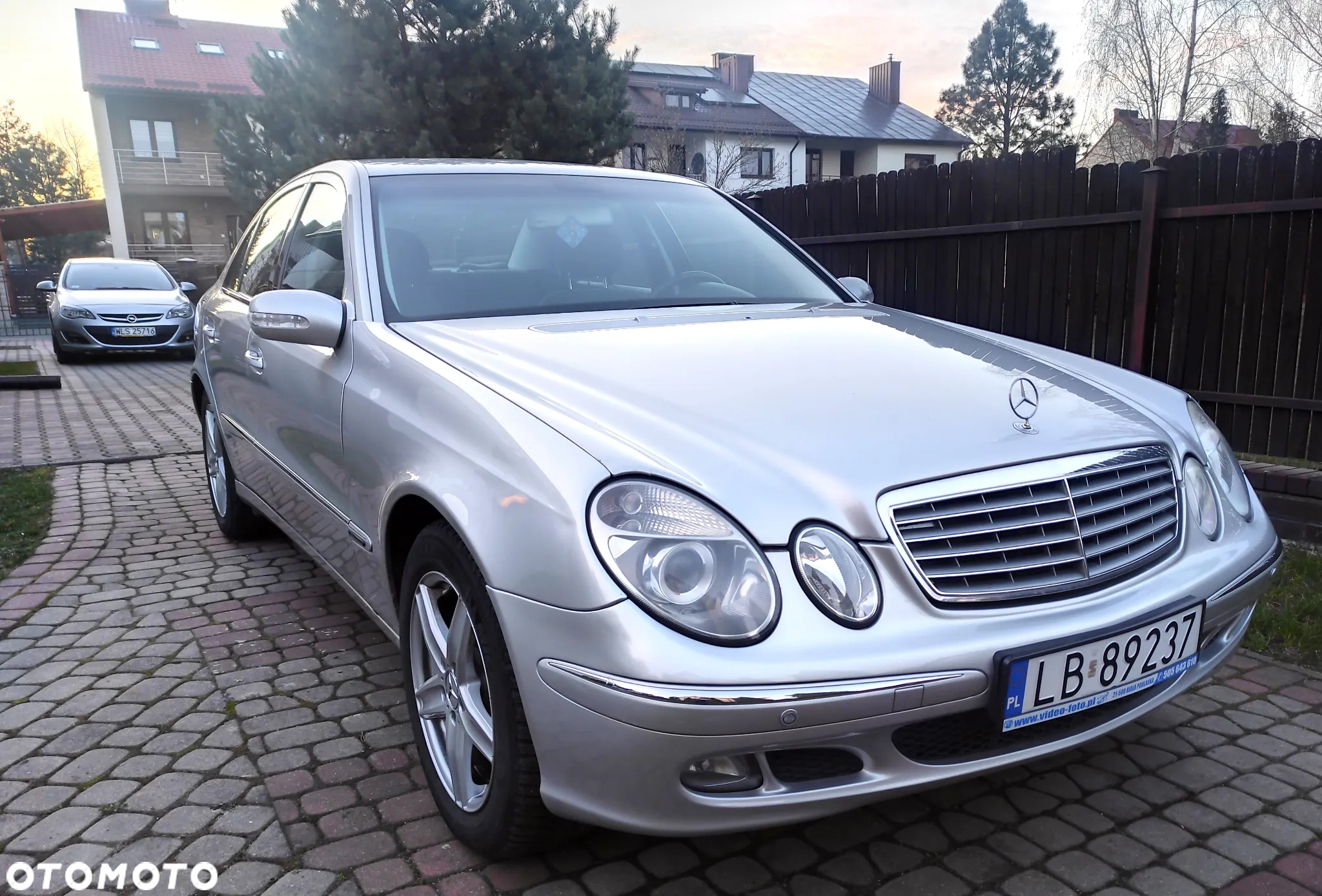 Mercedes-Benz Klasa E 200 CDI Elegance - 2