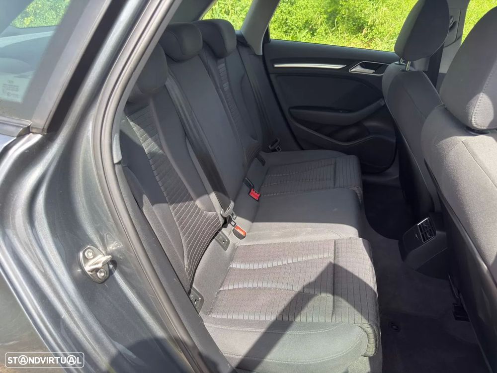 Audi A3 Sportback 1.6 TDI Sport S tronic - 20