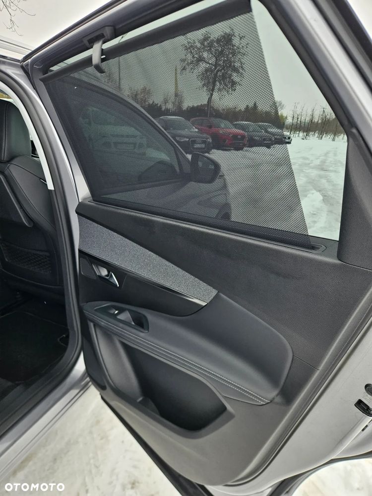 Peugeot 5008 BlueHDi 130 EAT8 Allure - 28