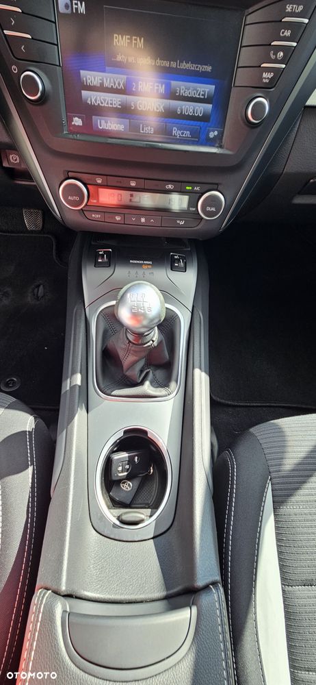 Toyota Avensis 2.0 D-4D Selection - 29