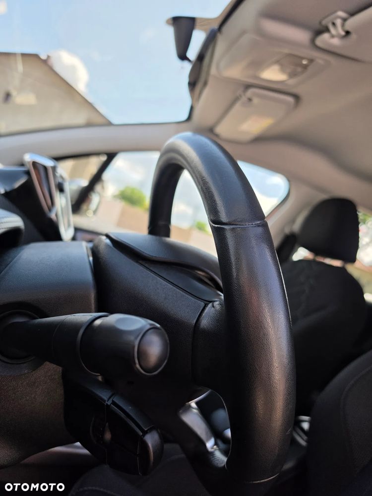 Peugeot 2008 - 22
