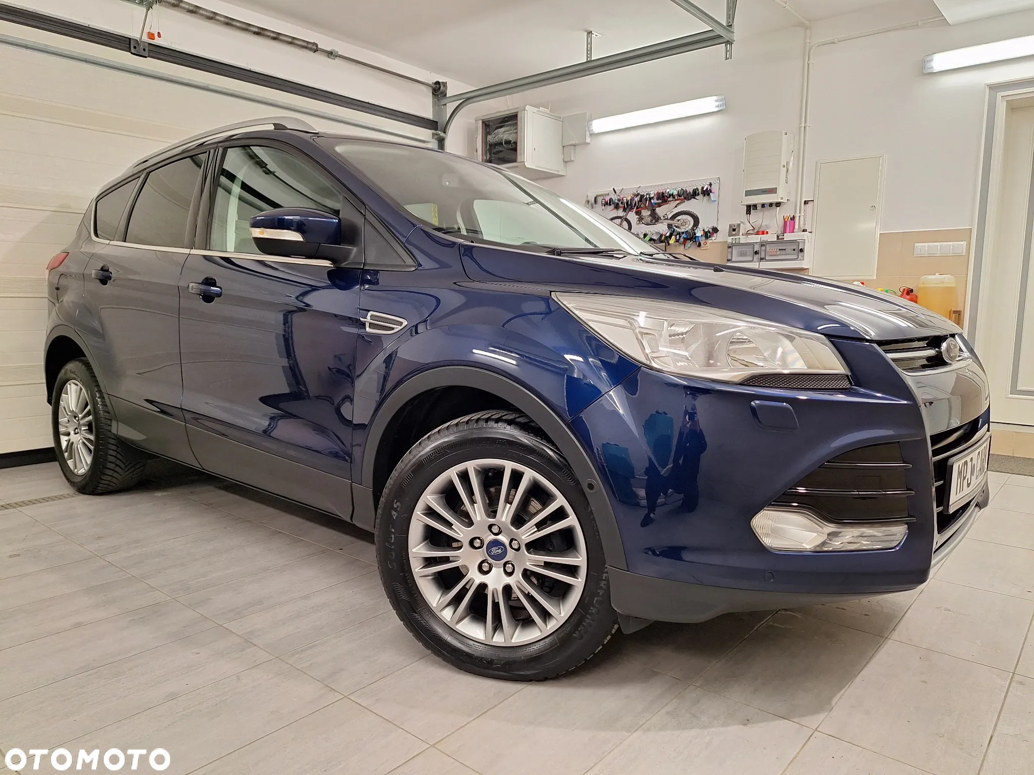 Ford Kuga 1.6 EcoBoost 2x4 Titanium - 2