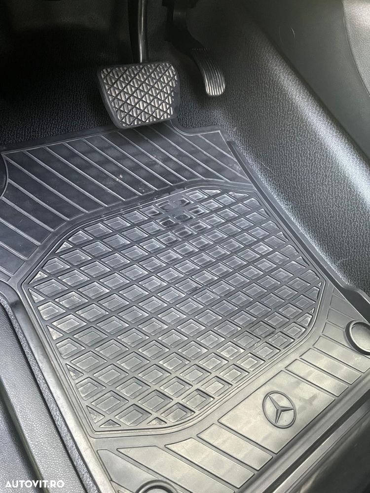 Mercedes-Benz Vito - 21