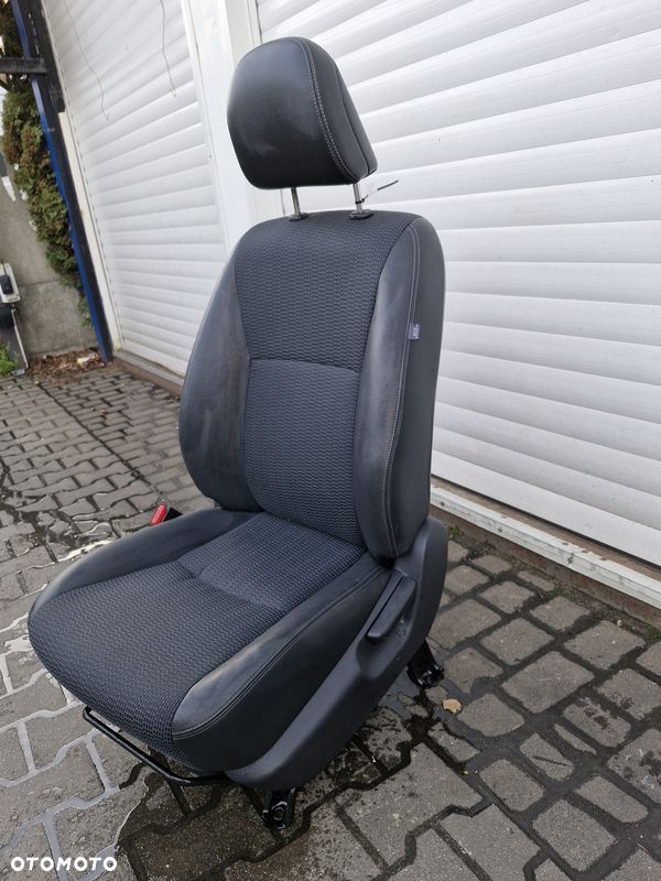 toyota verso i 1 lift fotel kierowcy lewy przód przedni półskóra uk - 7