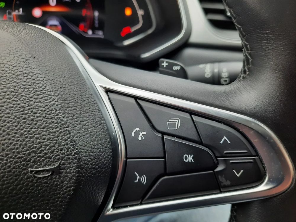 Renault Captur 1.3 TCe Intens EDC - 30