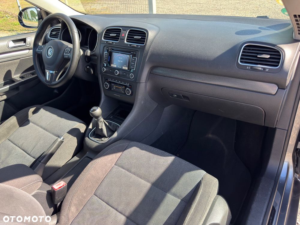 Volkswagen Golf 1.6 TDI DPF Style - 25