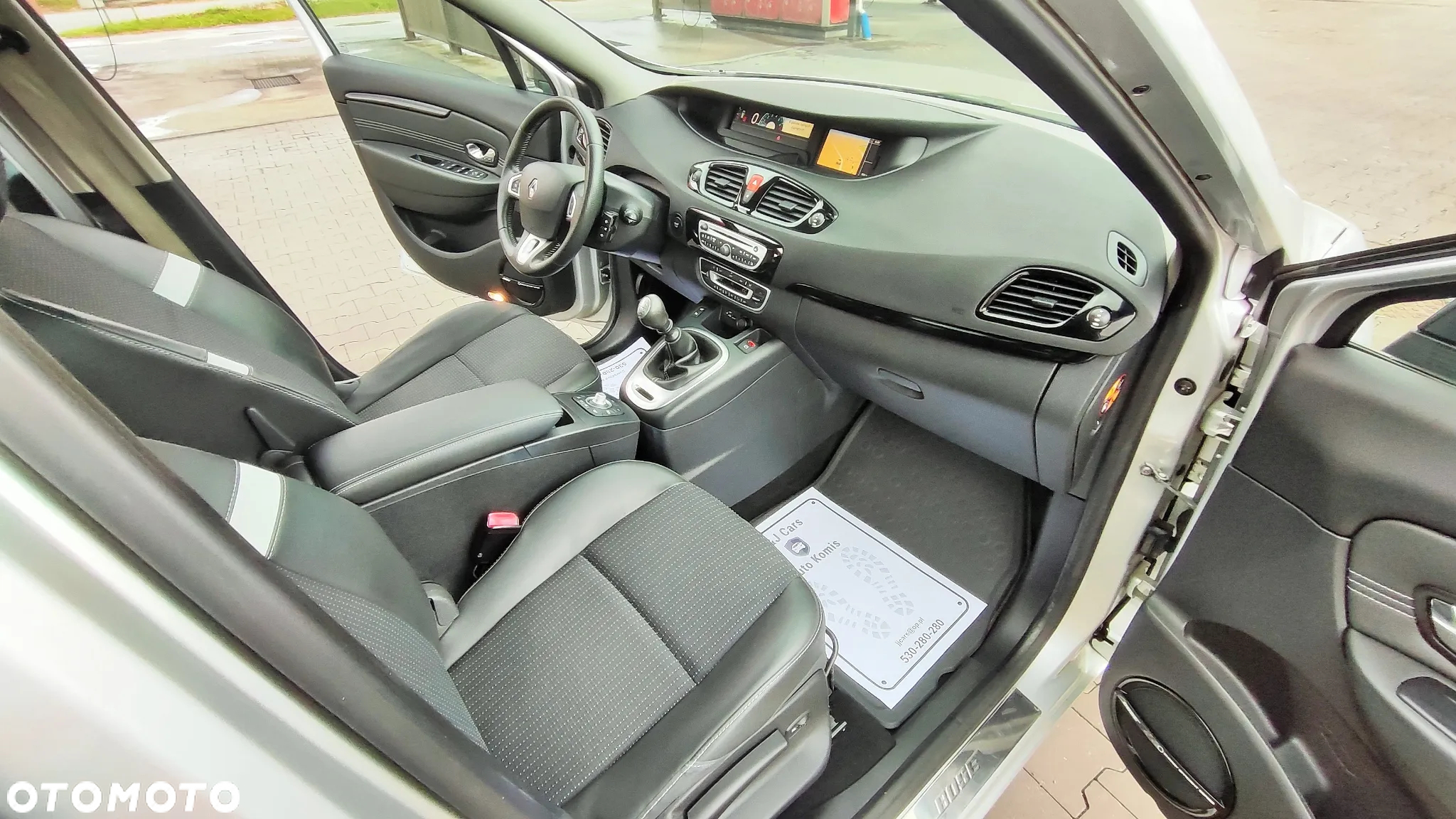 Renault Scenic 1.4 16V TCE Bose Edition - 8