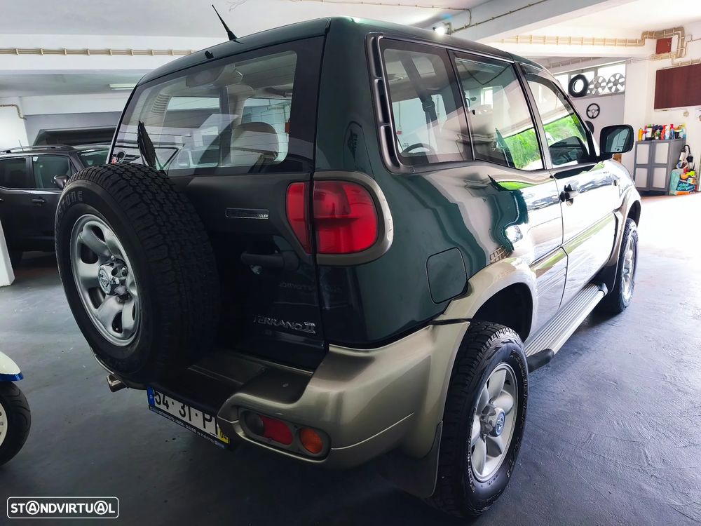 Nissan Terrano II 2.7 TDi Luxury - 4