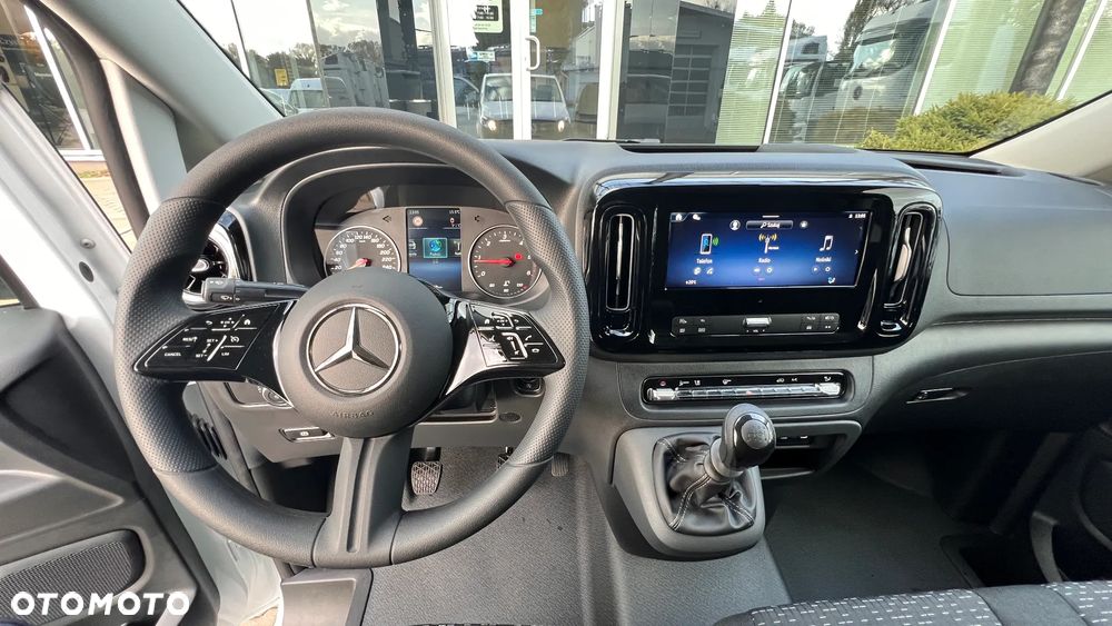 Mercedes-Benz Vito - 18