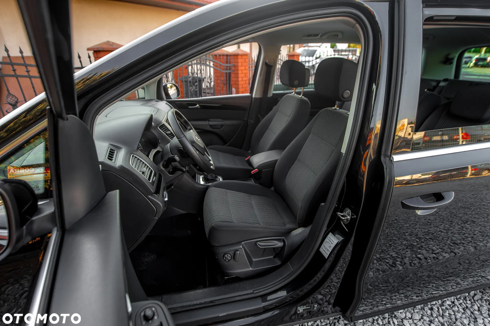 Seat Alhambra 2.0 TDI Reference DSG - 17