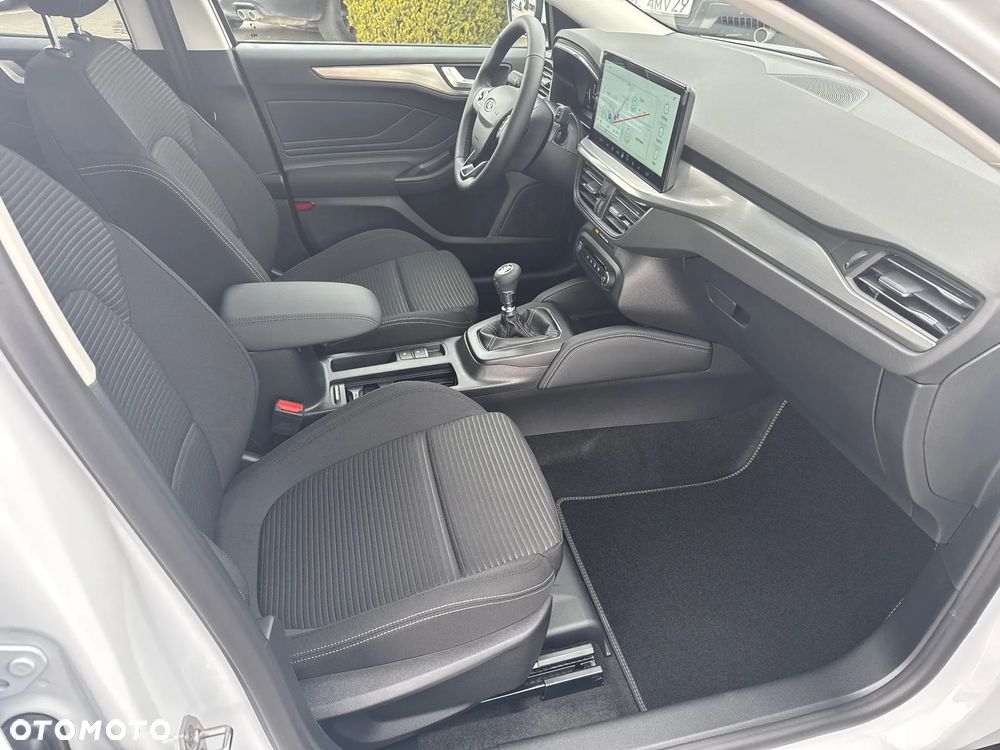 Ford Focus 1.0 EcoBoost Titanium X - 16