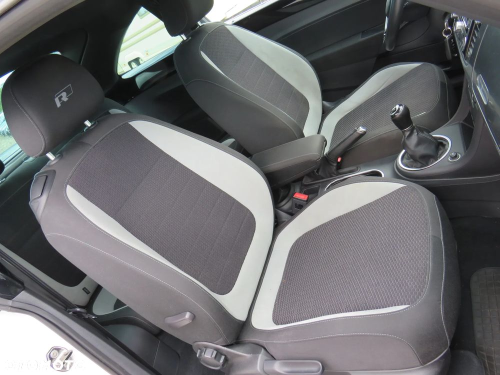 Volkswagen Beetle 2.0 TDI - 33