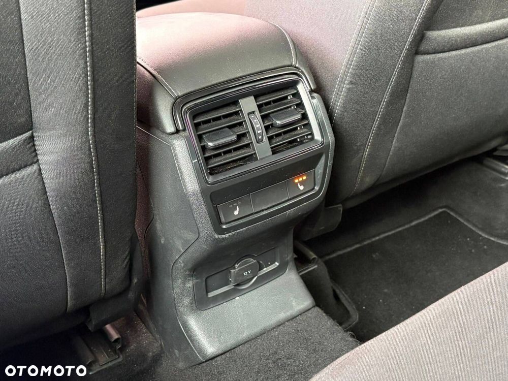 Skoda Karoq 1.5 TSI ACT Sportline DSG - 17