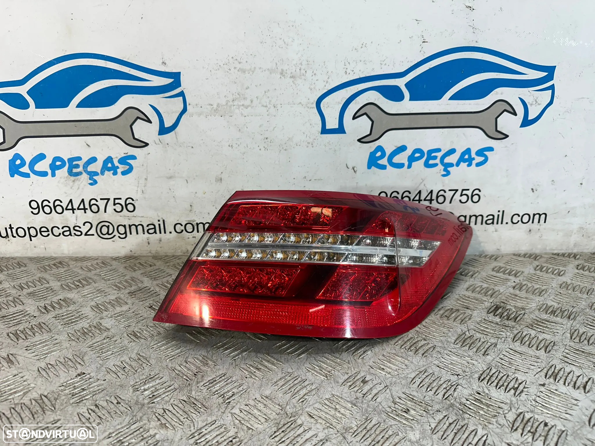 .Farolim Tras Traseiros LED Direito Originais Mercedes-Benz Class E C207 W207Coupe 2008 a 2017 - 3