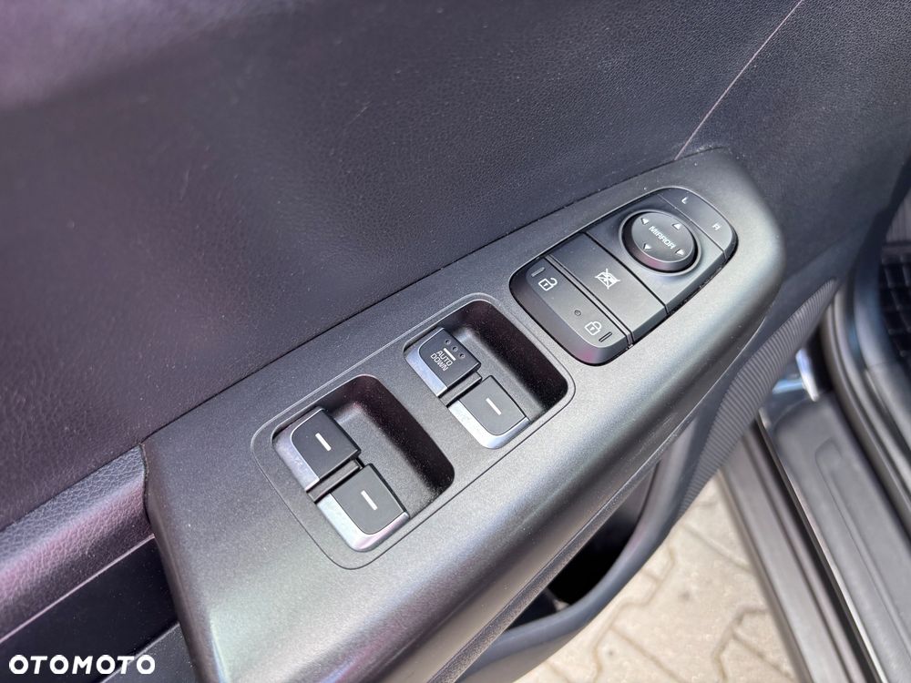 Kia Sportage 1.6 GDI M 2WD - 27